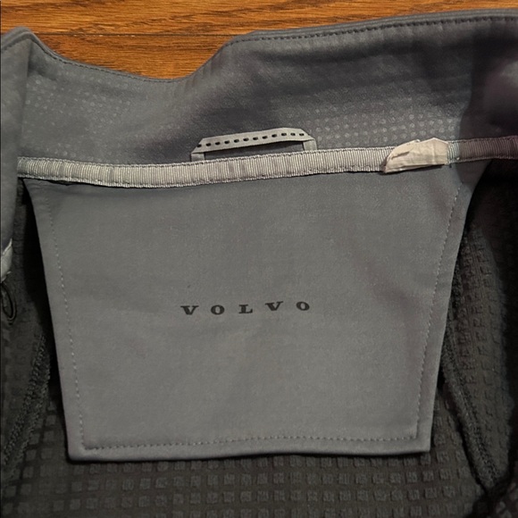 Volvo Official Branded Soft Gray Zip Up Lightweight Jacket Men's XL Logo on Back - Picture 2 of 8